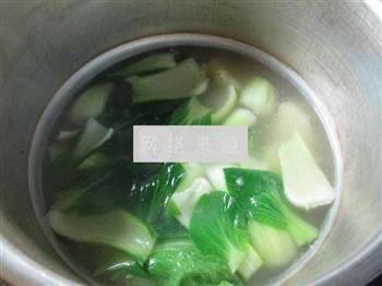 青菜土豆龙骨汤怎么做，青菜土豆龙骨汤怎么做好吃，青菜土豆龙骨汤做法