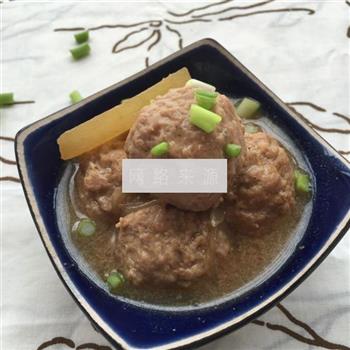水汆丸子怎么做，水汆丸子怎么做好吃，水汆丸子做法