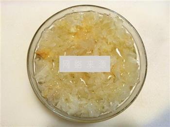 玫瑰银耳汤怎么做，玫瑰银耳汤怎么做好吃，玫瑰银耳汤做法