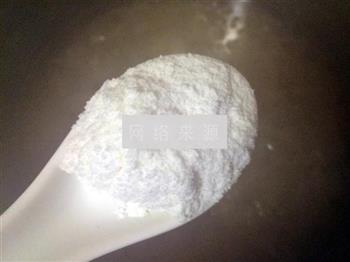 桂花杏仁银耳汤怎么做，桂花杏仁银耳汤怎么做好吃，桂花杏仁银耳汤做法
