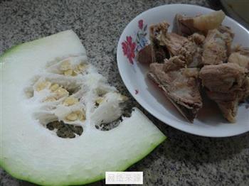 肉骨冬瓜汤怎么做，肉骨冬瓜汤怎么做好吃，肉骨冬瓜汤做法