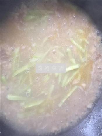 肉丝黄瓜疙瘩汤怎么做，肉丝黄瓜疙瘩汤怎么做好吃，肉丝黄瓜疙瘩汤做法