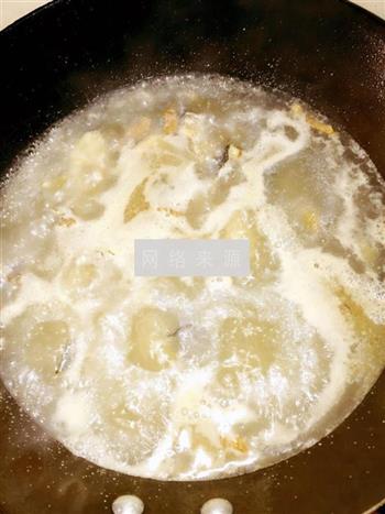 夜兰花生鱼汤怎么做，夜兰花生鱼汤怎么做好吃，夜兰花生鱼汤做法