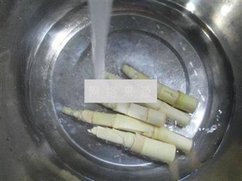 鸡蛋番茄鞭笋汤怎么做，鸡蛋番茄鞭笋汤怎么做好吃，鸡蛋番茄鞭笋汤做法