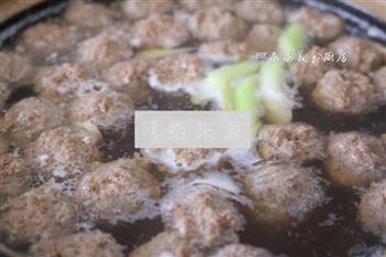 羊肉丸子汤怎么做，羊肉丸子汤怎么做好吃，羊肉丸子汤做法