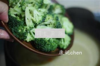 小米汁蔬菜浓汤怎么做，小米汁蔬菜浓汤怎么做好吃，小米汁蔬菜浓汤做法