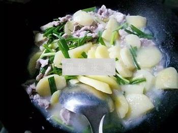 土豆肉片汤怎么做，土豆肉片汤怎么做好吃，土豆肉片汤做法