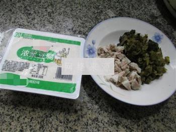猪肉酸菜豆腐汤怎么做，猪肉酸菜豆腐汤怎么做好吃，猪肉酸菜豆腐汤做法