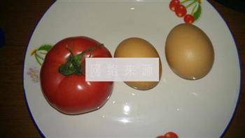西红柿鸡蛋银耳汤怎么做，西红柿鸡蛋银耳汤怎么做好吃，西红柿鸡蛋银耳汤做法