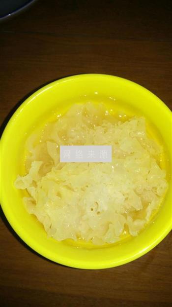 西红柿鸡蛋银耳汤怎么做，西红柿鸡蛋银耳汤怎么做好吃，西红柿鸡蛋银耳汤做法