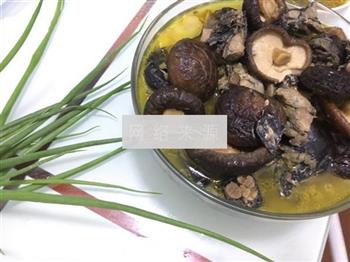 香菇乌鸡汤怎么做，香菇乌鸡汤怎么做好吃，香菇乌鸡汤做法