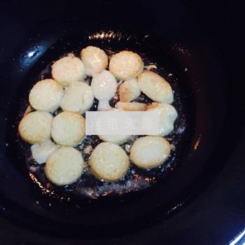 金针菇豆腐汤怎么做，金针菇豆腐汤怎么做好吃，金针菇豆腐汤做法