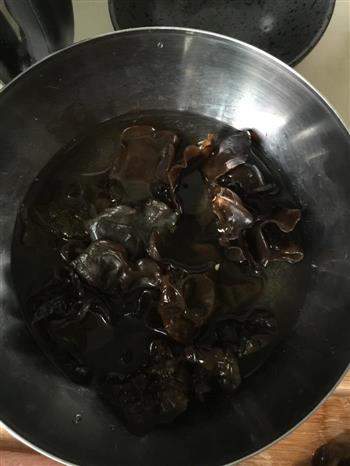 人人都爱吃的炸春卷怎么做，人人都爱吃的炸春卷怎么做好吃，人人都爱吃的炸春卷做法