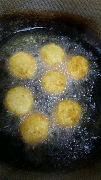 芝士流心土豆球怎么做，芝士流心土豆球怎么做好吃，芝士流心土豆球做法