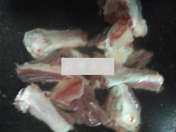 白罗卜筒骨汤怎么做，白罗卜筒骨汤怎么做好吃，白罗卜筒骨汤做法
