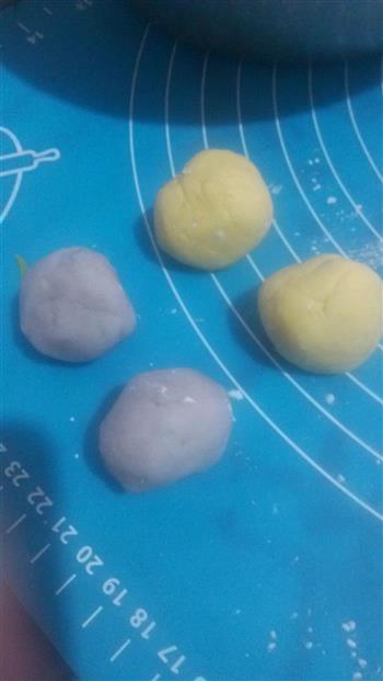香芋南瓜丸怎么做，香芋南瓜丸怎么做好吃，香芋南瓜丸做法