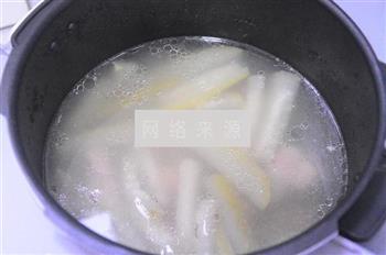 清爽排骨瓠瓜汤怎么做，清爽排骨瓠瓜汤怎么做好吃，清爽排骨瓠瓜汤做法