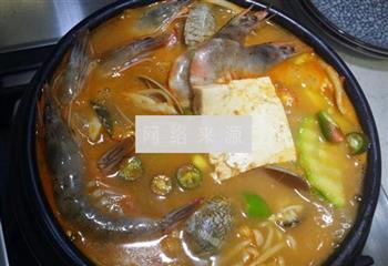 韩式海鲜大酱汤怎么做，韩式海鲜大酱汤怎么做好吃，韩式海鲜大酱汤做法