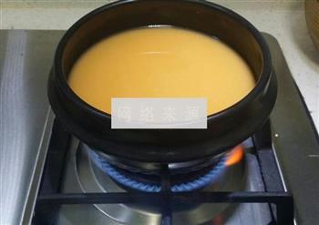 韩式海鲜大酱汤怎么做，韩式海鲜大酱汤怎么做好吃，韩式海鲜大酱汤做法
