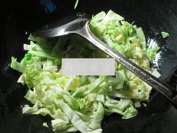 咖喱圆白菜粉丝汤怎么做，咖喱圆白菜粉丝汤怎么做好吃，咖喱圆白菜粉丝汤做法