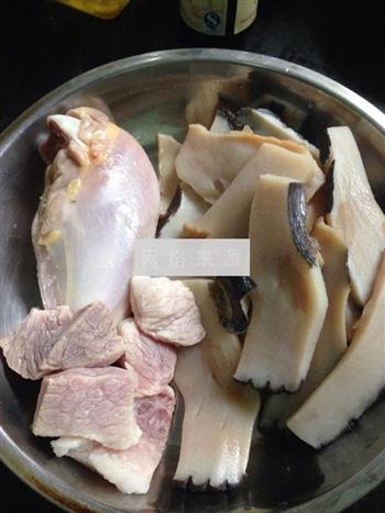 海螺椰片煲鸡汤怎么做，海螺椰片煲鸡汤怎么做好吃，海螺椰片煲鸡汤做法