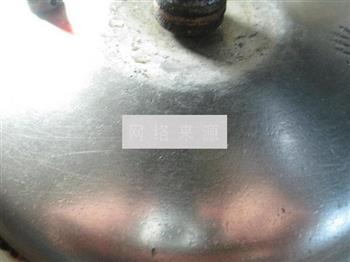 土豆牛排骨汤怎么做，土豆牛排骨汤怎么做好吃，土豆牛排骨汤做法