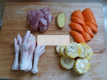 鸡脚瘦肉玉米汤怎么做，鸡脚瘦肉玉米汤怎么做好吃，鸡脚瘦肉玉米汤做法