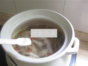 药膳鸡爪汤怎么做，药膳鸡爪汤怎么做好吃，药膳鸡爪汤做法