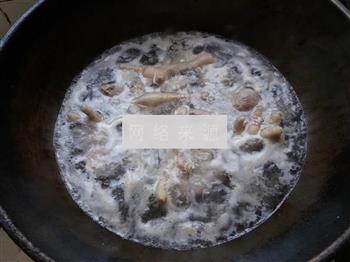 鸡脚瘦肉玉米汤怎么做，鸡脚瘦肉玉米汤怎么做好吃，鸡脚瘦肉玉米汤做法