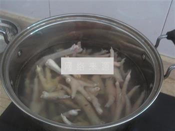 药膳鸡爪汤怎么做，药膳鸡爪汤怎么做好吃，药膳鸡爪汤做法