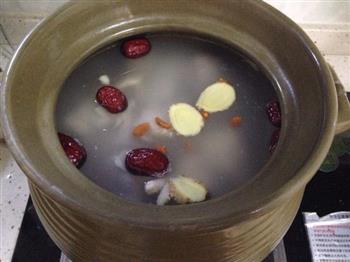 椰子煲鸡怎么做，椰子煲鸡怎么做好吃，椰子煲鸡做法