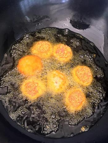 鸡肉芝士球怎么做，鸡肉芝士球怎么做好吃，鸡肉芝士球做法