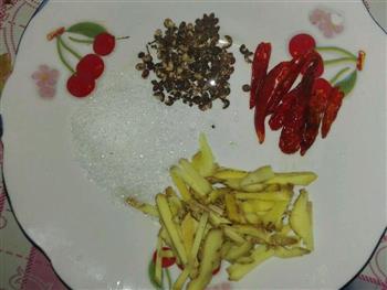 小零食-香辣小银鱼怎么做，小零食-香辣小银鱼怎么做好吃，小零食-香辣小银鱼做法