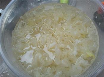 猴头菇煲鸡汤怎么做，猴头菇煲鸡汤怎么做好吃，猴头菇煲鸡汤做法