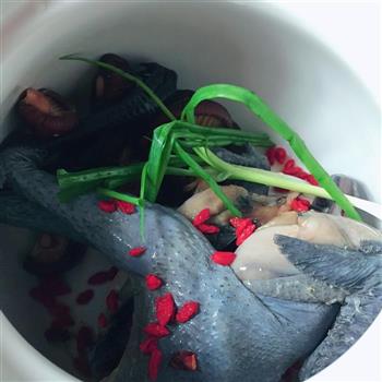 乌鸡煲怎么做，乌鸡煲怎么做好吃，乌鸡煲做法