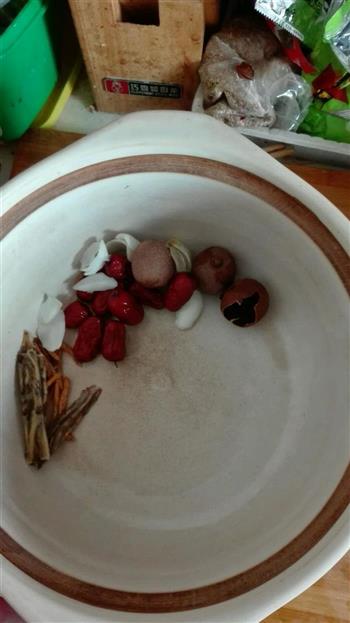 夏季补汤乌鸡汤怎么做，夏季补汤乌鸡汤怎么做好吃，夏季补汤乌鸡汤做法