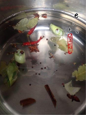 水果玉米+排骨汤怎么做，水果玉米+排骨汤怎么做好吃，水果玉米+排骨汤做法
