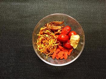 袪湿老鸭煲怎么做，袪湿老鸭煲怎么做好吃，袪湿老鸭煲做法