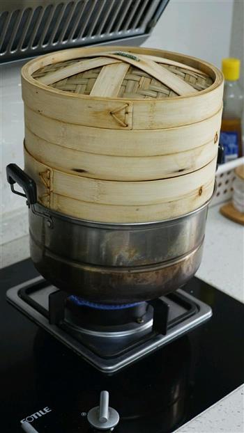 香菇鲜肉烧麦怎么做，香菇鲜肉烧麦怎么做好吃，香菇鲜肉烧麦做法