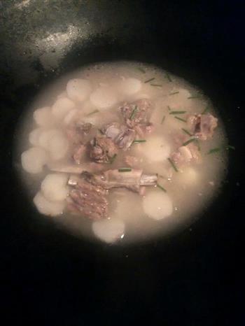 山药排骨煨汤怎么做，山药排骨煨汤怎么做好吃，山药排骨煨汤做法