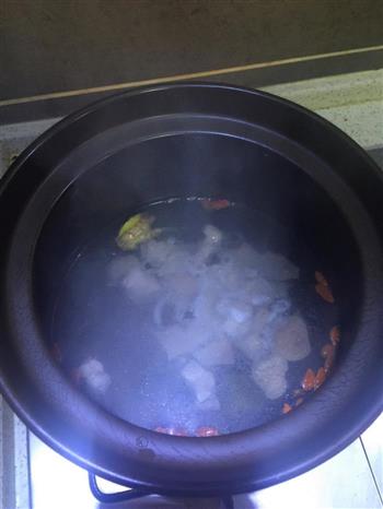 鲜鲍鱼瘦肉汤怎么做，鲜鲍鱼瘦肉汤怎么做好吃，鲜鲍鱼瘦肉汤做法