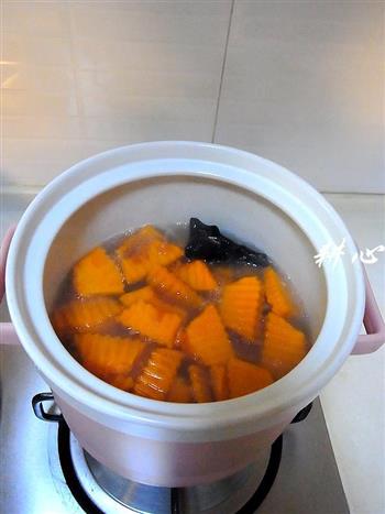 鱼鳔南瓜排骨汤怎么做，鱼鳔南瓜排骨汤怎么做好吃，鱼鳔南瓜排骨汤做法