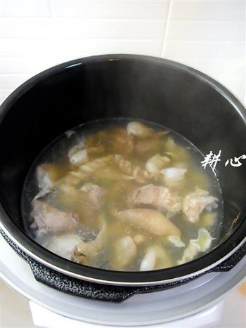 鱼鳔南瓜排骨汤怎么做，鱼鳔南瓜排骨汤怎么做好吃，鱼鳔南瓜排骨汤做法