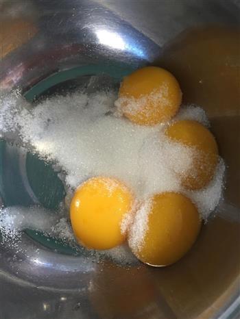 卡通萌版冰淇淋月饼怎么做，卡通萌版冰淇淋月饼怎么做好吃，卡通萌版冰淇淋月饼做法