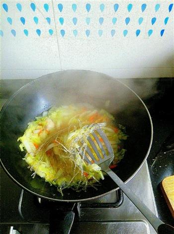 大白菜贡丸粉丝汤怎么做，大白菜贡丸粉丝汤怎么做好吃，大白菜贡丸粉丝汤做法