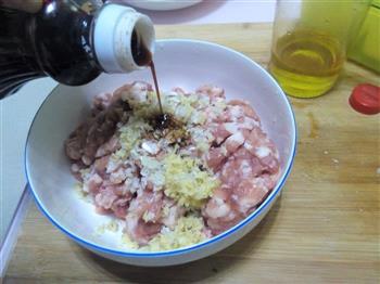 汆丸子怎么做，汆丸子怎么做好吃，汆丸子做法