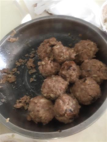 马蹄头菜香菇肉丸子怎么做，马蹄头菜香菇肉丸子怎么做好吃，马蹄头菜香菇肉丸子做法