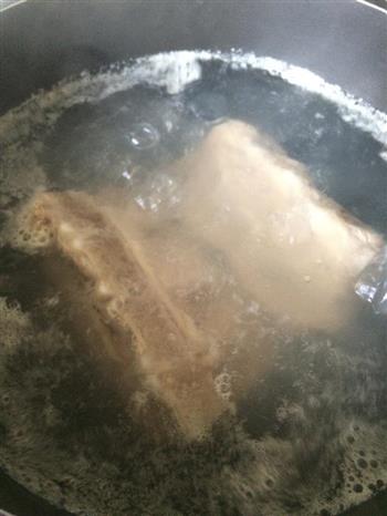 鲍鱼片干贝虫草花骨头汤怎么做，鲍鱼片干贝虫草花骨头汤怎么做好吃，鲍鱼片干贝虫草花骨头汤做法