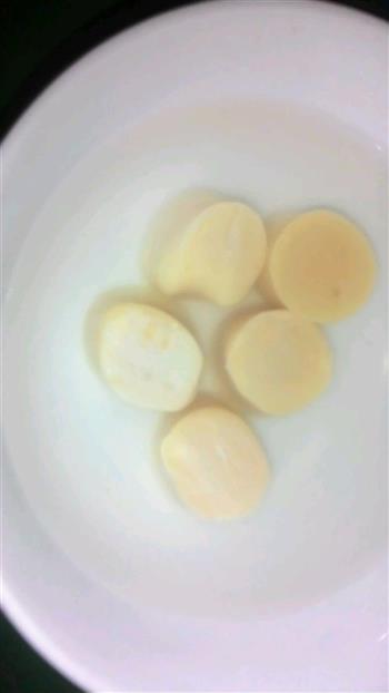 干贝香菇鸡汤怎么做，干贝香菇鸡汤怎么做好吃，干贝香菇鸡汤做法