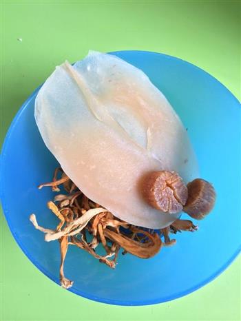 鲍鱼片干贝虫草花骨头汤怎么做，鲍鱼片干贝虫草花骨头汤怎么做好吃，鲍鱼片干贝虫草花骨头汤做法